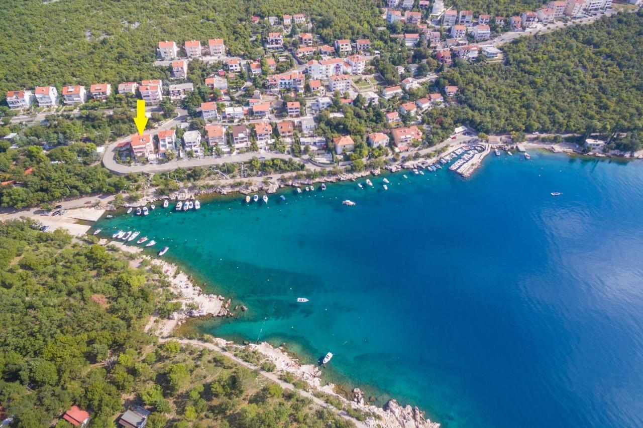 Apartments Zorica Драмал Екстериор снимка