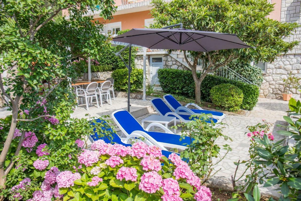 Apartments Zorica Драмал Екстериор снимка