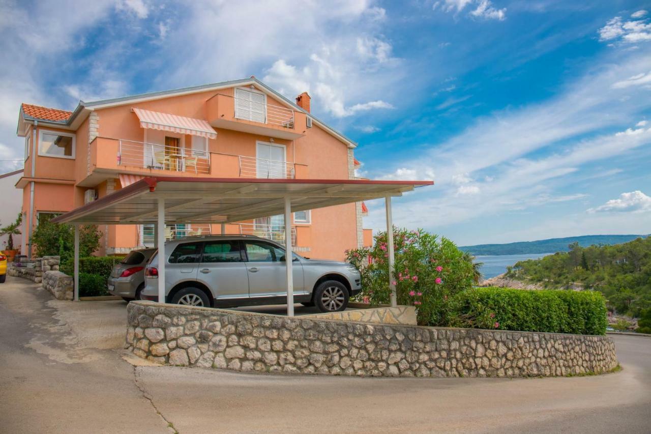 Apartments Zorica Драмал Екстериор снимка