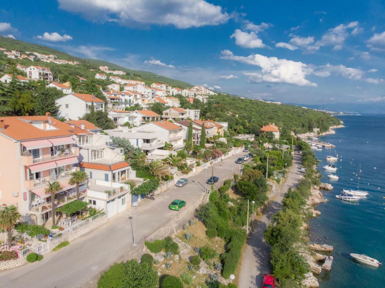 Apartments Zorica Драмал Екстериор снимка