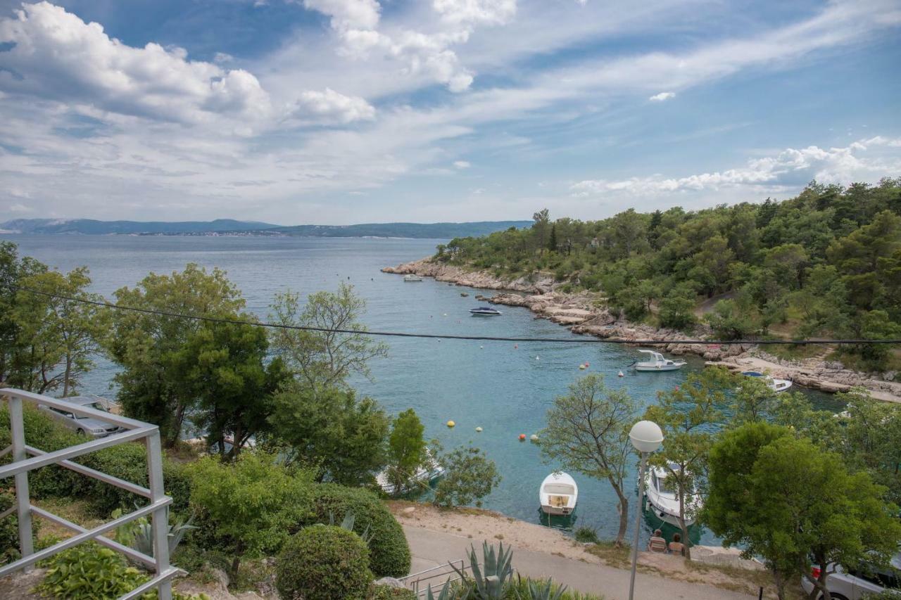 Apartments Zorica Драмал Екстериор снимка