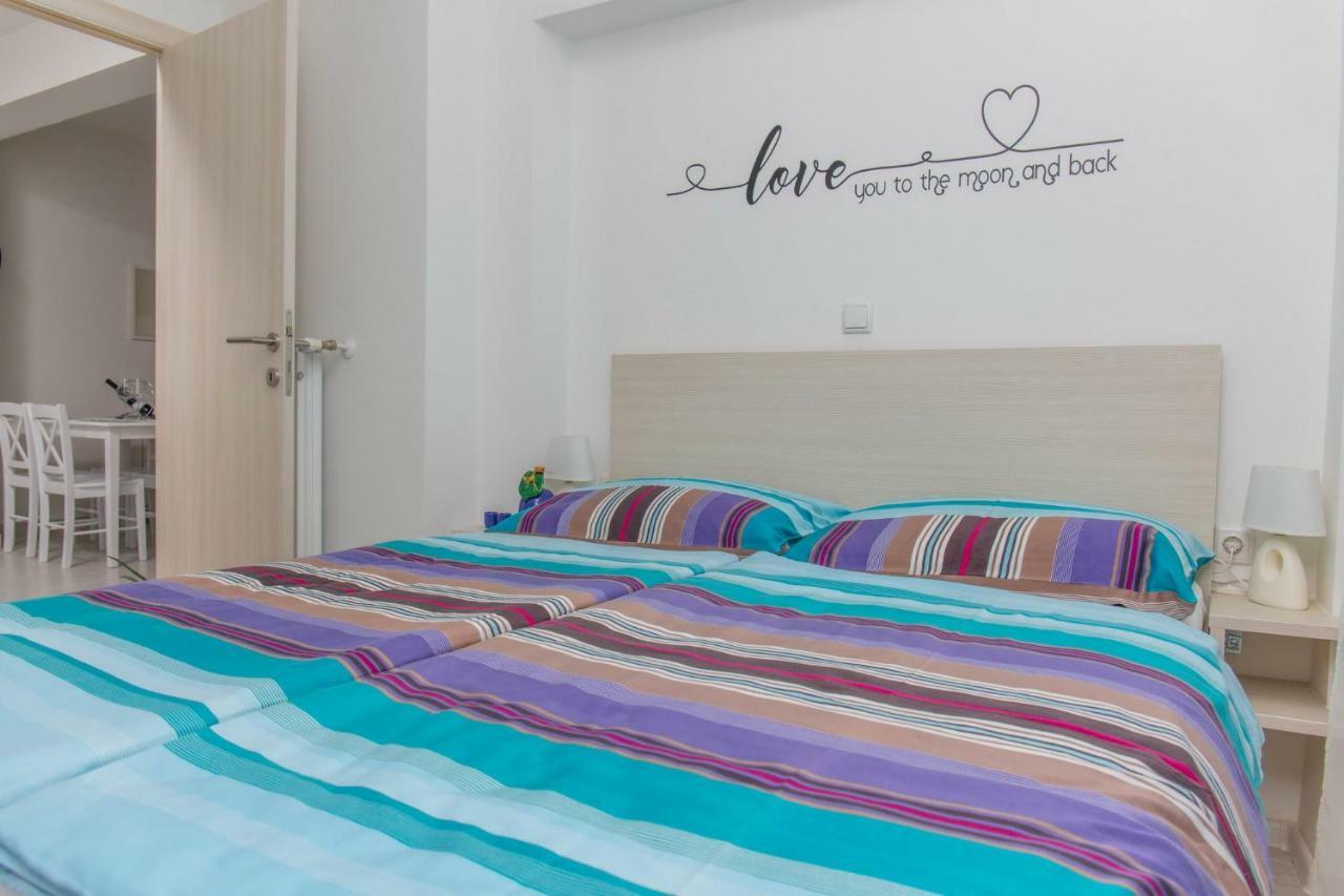 Apartments Zorica Драмал Екстериор снимка