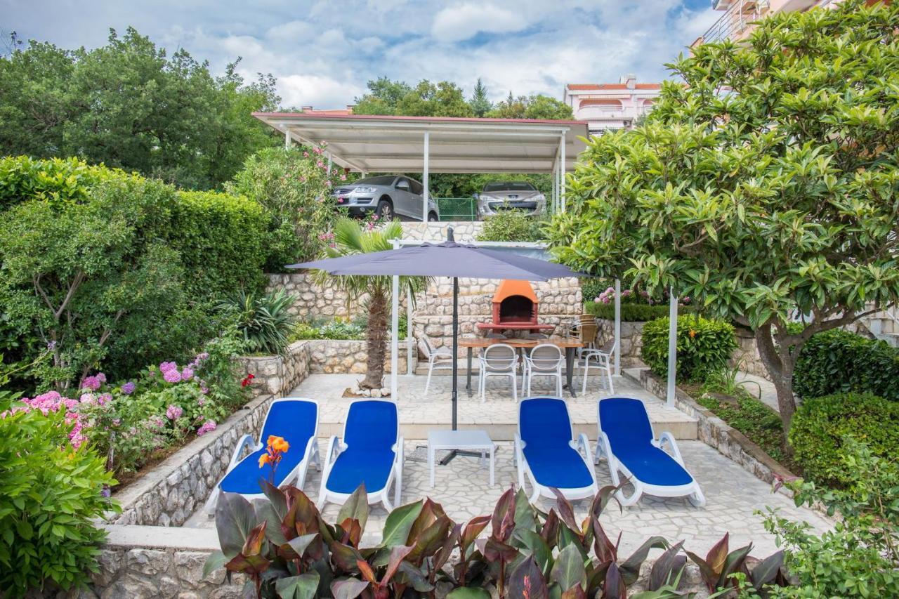 Apartments Zorica Драмал Екстериор снимка